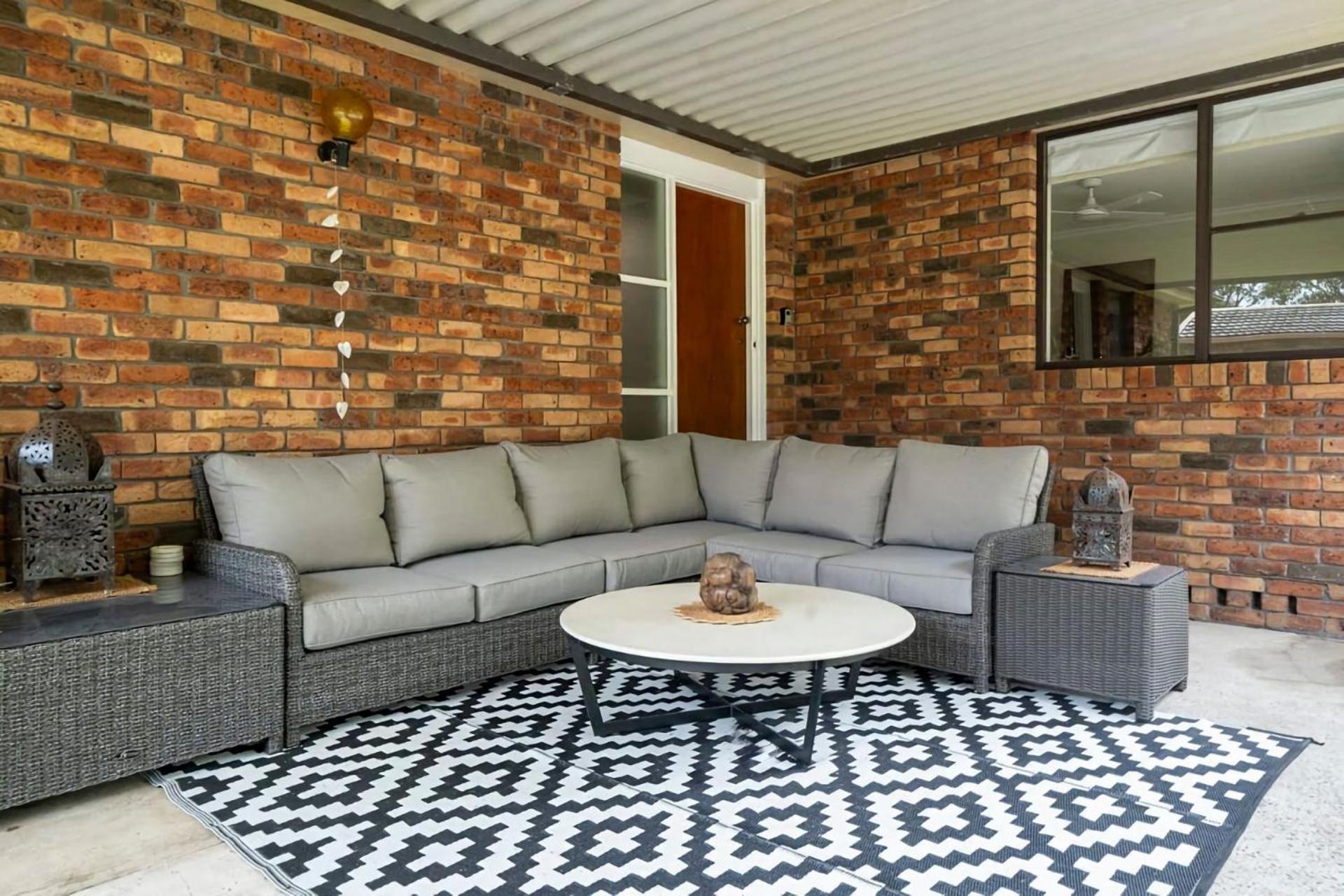 Oak Retreat Bliss By The Beach Warriewood Exterior photo
